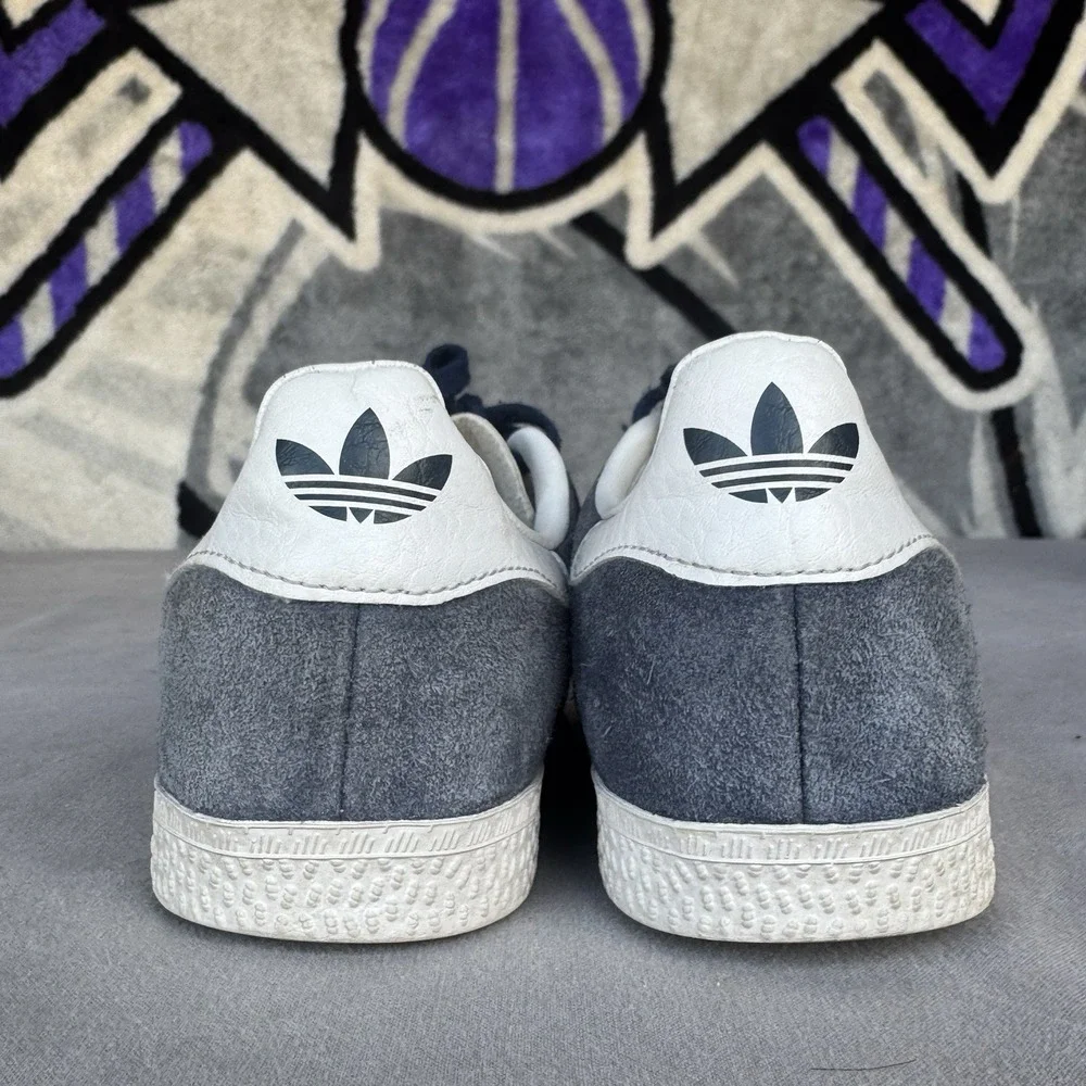 Size 2y‎ - adidas Gazelle C Collegiate Navy White Unisex Little Kids BY9162